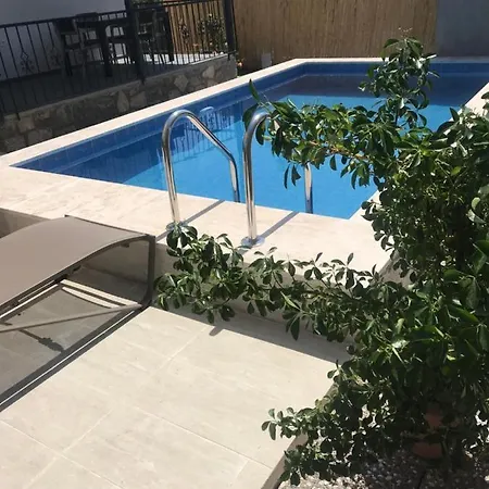 Villa_olive Hotel *